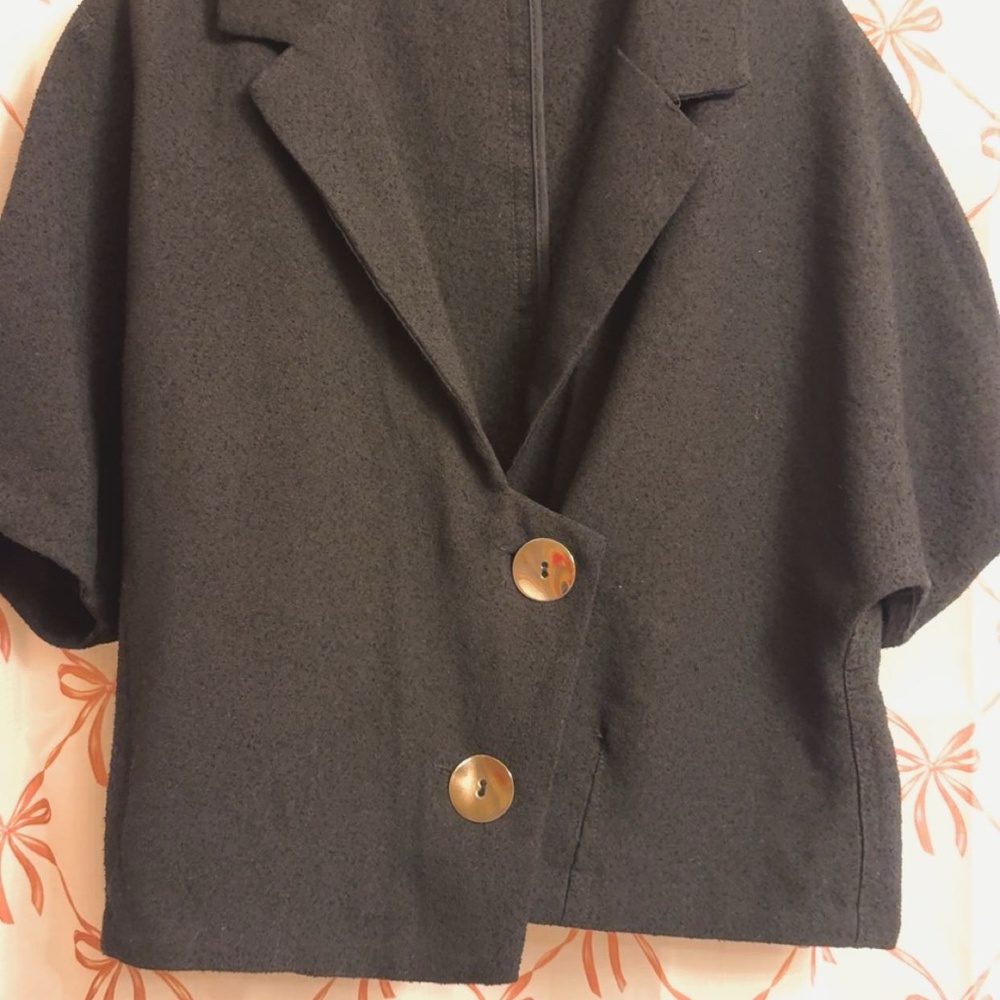 Zara Collared Top - Picture 2 of 2